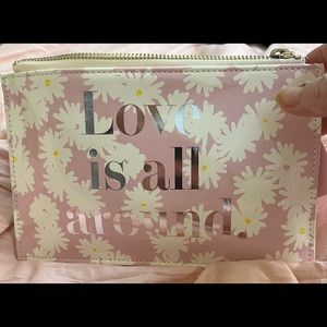 ❤️PRICE LOWERED❤️NWT💝Authentic Kate Spade Pencil Case